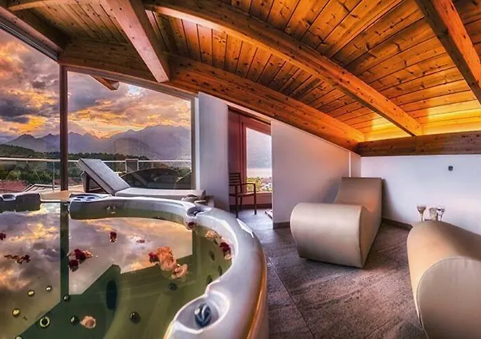 Rainbow Aparthotel Colico